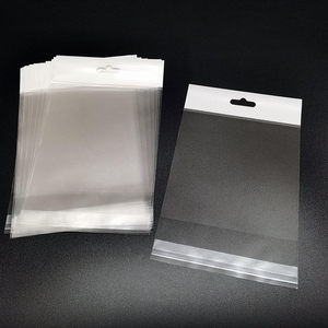 Vente en gros pas cher en stock <span class=keywords><strong>petit</strong></span> sac d'opp en plastique transparent auto-adhésif avec trou de suspension européen - Product Image 3