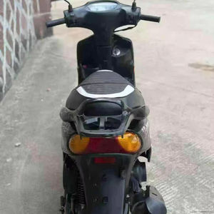 <span class=keywords><strong>Yamaha</strong></span> Jog 125cc <span class=keywords><strong>Moto</strong></span> da Strada Compatta Economica Elegante per Pendolari Urbani Usata - Product Image 6