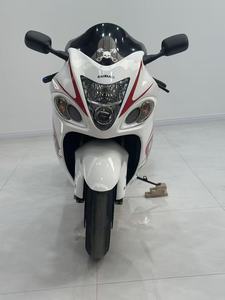 Suzuki <span class=keywords><strong>Hayabusa</strong></span> 1300 : 190 CV, 1340 cm³, 4 cylindres en ligne, moto sportive, voitures et motos de sport d'occasion - Product Image 4