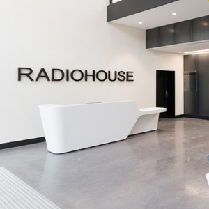 Mostrador de Recepción Personalizado, Mostrador de Oficina de Superficie Sólida de Corian Blanco y Duradero, Mostrador de Consultorio Dental - Product Image 3