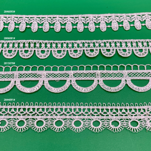 Tissu de dentelle Voile suisse personnalisé Dubaï Rose blanche africaine vente <span class=keywords><strong>en</strong></span> gros pas cher tissu <span class=keywords><strong>en</strong></span> <span class=keywords><strong>ligne</strong></span> garniture de dentelle à paillettes brillantes - Product Image 2