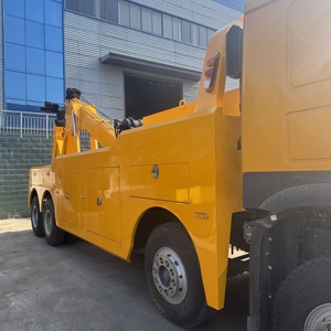 Camion de dépannage intégré SINOTRUK HOWO 8x4 pour travaux lourds |   Capacité de 20 à 25 tonnes |   Grue de remorquage hydraulique haute résistance de 20 tonnes - Product Image 5