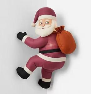 Père Noël gonflable en polyester imperméable avec souffleur intégré pour la décoration de jardin extérieur et de cour en période des fêtes - Product Image 4
