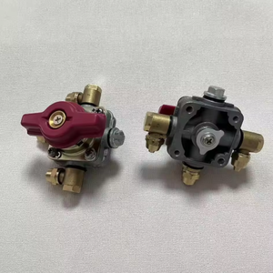 61VN1-12100-<span class=keywords><strong>B1</strong></span> Nouvelles pièces de <span class=keywords><strong>bus</strong></span> Valve d'urgence Haute qualité Durable Haute rentabilité Pièces automobiles 10*10*6 - Product Image 1