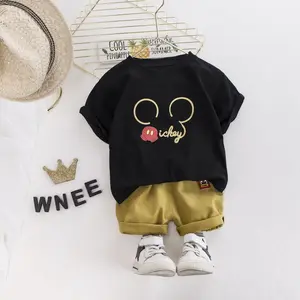 Kinder anzug Herren kleinen Rundhals ausschnitt Kurzarm Sommerkleid ung Cartoon Baby T-Shirt lässig Trend Spot Großhandel