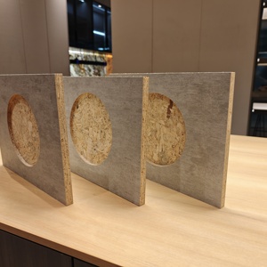 Tablero <span class=keywords><strong>OSB</strong></span> <span class=keywords><strong>de</strong></span> superficie con acabado impermeable, cubierta <span class=keywords><strong>de</strong></span> madera contrachapada, panel <span class=keywords><strong>de</strong></span> madera contrachapada <span class=keywords><strong>OSB</strong></span> - Product Image 2