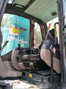 รถขุดไฮดรอลิกแบบตีนตะขาบ Kobelco SK260D-8 มือสอง ขนาด 25 ตัน พร้อมเครื่องยนต์ฮีโน่ และชิ้นส่วนเกียร์และปั๊มของคาวาซากิ รับประกัน 1 ปี - Product Image 5