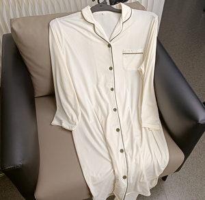 Alta calidad de gran tamaño de verano poliéster Modal cómodo suave cuello redondo Camiseta de manga larga de una pieza pijama de mujer ropa de dormir - Product Image 6