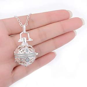 Bunga antik diukir lonceng angin kalung harmoni liontin bola, malaikat panggil kehamilan kalung minyak penyebar aroma untuk wanita - Product Image 1
