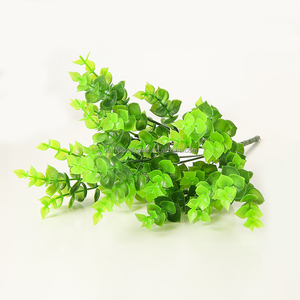 Vendita calda stile nordico in vaso pianta verde eucalipto artificiale pianta di plastica decorazione pianta di palma artificiale - Product Image 2