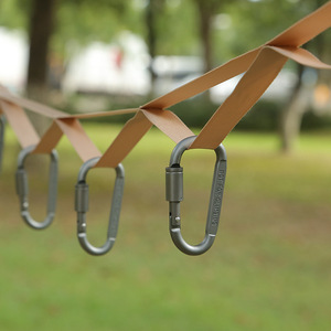 Lanière multifonctionnelle Xinda, sangle en nylon de 5 m avec 25 crochets pour le rangement des équipements de camping en plein air - Product Image 4