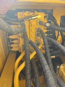 Gebrauchtes Komatsu PC200-8M0 Raupenbagger hochwertige gebrauchte Maschinen Yuken Liyuan Eaton Hydraulische Zylinder Bobcat Moving