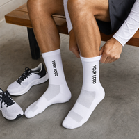 Chaussettes de sport professionnelles blanches à logo personnalisé, respirantes, en maille, avec soutien de la voûte plantaire et compression, pour la course à pied
