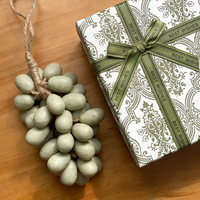 Haut de gamme pur fabriqué à la main à froid savon à base de plantes raisins savon moulu pour le nettoyage et les effets hydratants qualité cadeau