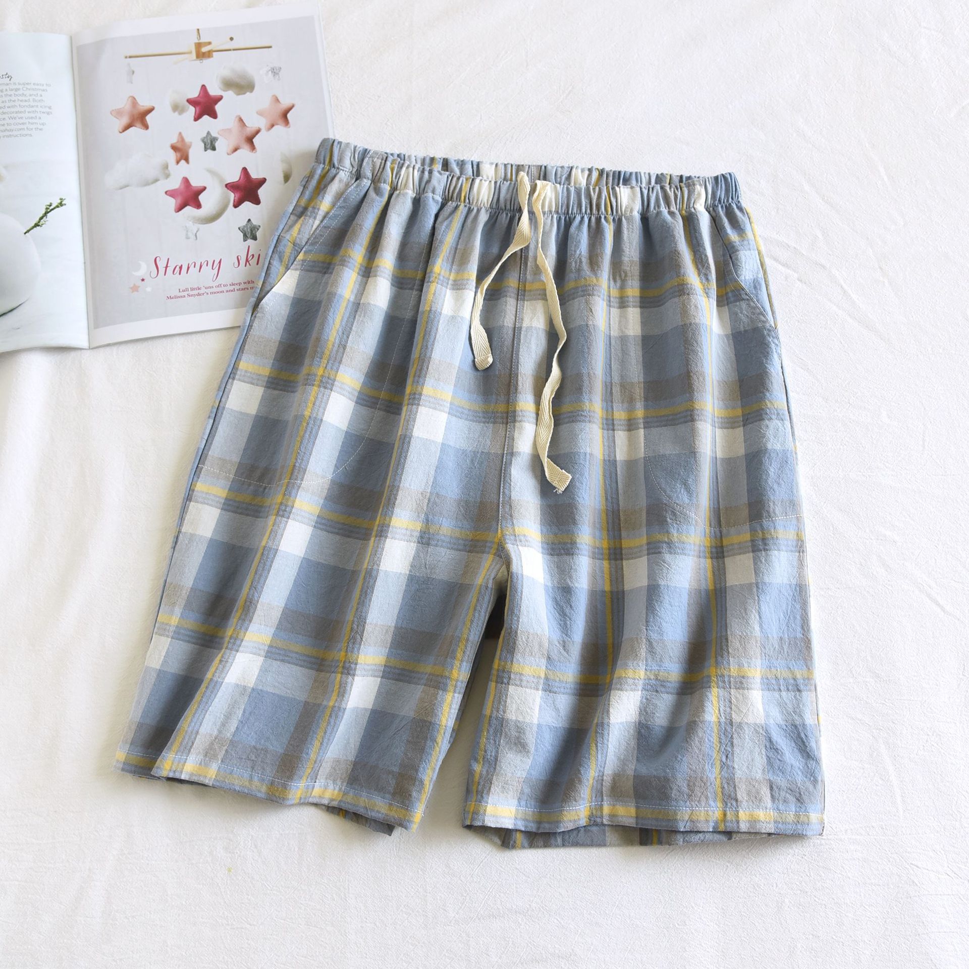 Washed cotton mens shorts-yellow line blue