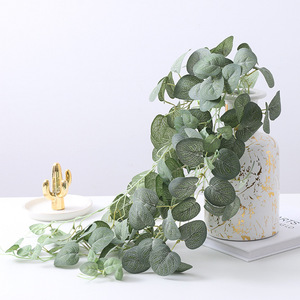 Guirlande artificielle d'eucalyptus Mo Hua Ge, blanc grisâtre, brun rougeâtre, fleurs en soie, décoration murale, accessoires de mariage - Product Image 1