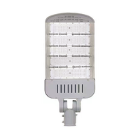 Penjualan Panas Harga Pabrik Lampu Jalan LED Berperingkat IP65 Garansi 5 Tahun Suhu Warna 5000K