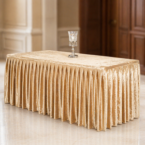 Jupe de table en velours sur mesure de qualité supérieure, nappe en velours froissé très résistante pour la présentation B2B de la restauration fine - Product Image 1