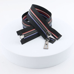 Nouveau Style <span class=keywords><strong>curseur</strong></span> personnalisé mode #5 séparation Nylon bobine <span class=keywords><strong>fermeture</strong></span> éclair 50cm dents colorées extrémité ouverte <span class=keywords><strong>fermeture</strong></span> éclair en Nylon <span class=keywords><strong>pour</strong></span> veste de vêtements de sport - Product Image 5