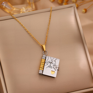 Collier avec pendentif en forme de livre de copieur, style Europe-Amérique, en acier inoxydable unisexe, pour petite fille, explosions transfrontalières - Product Image 3