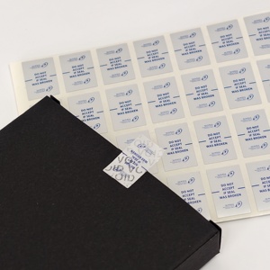 Étiquettes autocollantes en vinyle de sécurité à finition mate, imprimées sur mesure, anti-décoloration, anti-effraction, pour le vin, à prix compétitif - Product Image 1