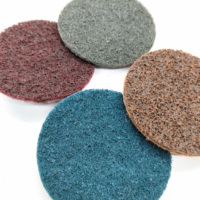 Disque de ponçage non tissé Roll Lock 2 pouces en fibre de nylon, roue de polissage à granulométrie grossière, moyenne et fine pour le conditionnement de surface et le débavurage