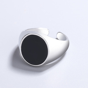 Cincin Karet Hitam Bulat Sederhana Trendi Baru dengan Temperamen, Kepribadian, Rasa Desain, Penjualan Langsung Pabrik Artistik - Product Image 4