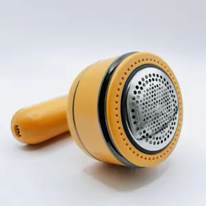 Özel kumaş tıraş makinesi şarj edilebilir Hairball düzeltici elektrikli otomatik taşınabilir kumaş tıraş giyim pamuk tiftiği temizleyici