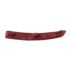 Reflector Trasero para Volkswagen Sagitar, Forma de Menisco Rojo, 16D945105A 16D945106A, para Modelos 2015-2018 - Product Image 4