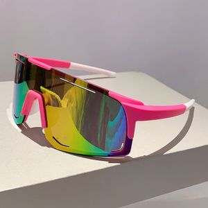 Nuovi <span class=keywords><strong>Occhiali</strong></span> <span class=keywords><strong>da</strong></span> <span class=keywords><strong>Sole</strong></span> <span class=keywords><strong>da</strong></span> Ciclismo <span class=keywords><strong>da</strong></span> Uomo 2024 Colorati per Bicicletta con Montatura Grande Integrata Antivento per Sport all'Aperto - Product Image 2