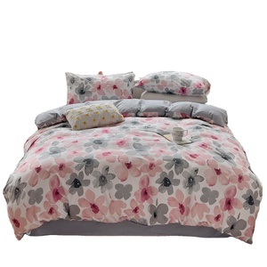 Ensemble de literie à imprimé floral personnalisé <span class=keywords><strong>en</strong></span> gros avec taie d'oreiller parure de lit <span class=keywords><strong>en</strong></span> microfibre de polyester luxe <span class=keywords><strong>en</strong></span> vente - Product Image 1