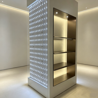 Vitrine Commerciale pour Sacs à Main, Vitrine Murale Haute Éclairée par LED et Comptoir Îlot en Verre Personnalisé pour Magasin de Vente au Détail de Sacs à Main