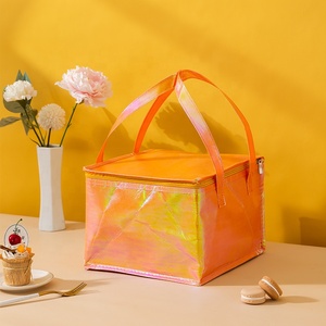 Bolsa refrigeradora aislada de papel de aluminio impermeable portátil con logotipo personalizable de alta calidad para entrega de vino de Pizza reutilizable - Product Image 5