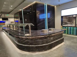 Mármol negro personalizable con veta dorada clásica y textura de grano de madera antigua para decoración interior y exterior - Product Image 6