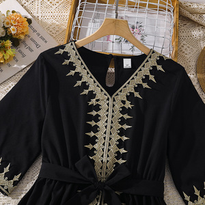 <span class=keywords><strong>Robe</strong></span> midi brodée à manches courtes et taille ajustée pour adolescentes, idéale pour <span class=keywords><strong>le</strong></span> quotidien et les fêtes - Product Image 3