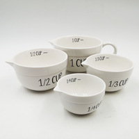 BESTCERA Tasses à mesurer en céramique avec bec verseur Cuisine Tasse à mesurer en porcelaine personnalisée en vrac