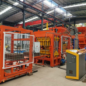 Máquina Automática para Fabricar Bloques de Cemento y Hormigón YJ QT6-15, Diferentes Capacidades para Bloques de Diferentes Tamaños, Ladrillos y Adoquines - Product Image 5