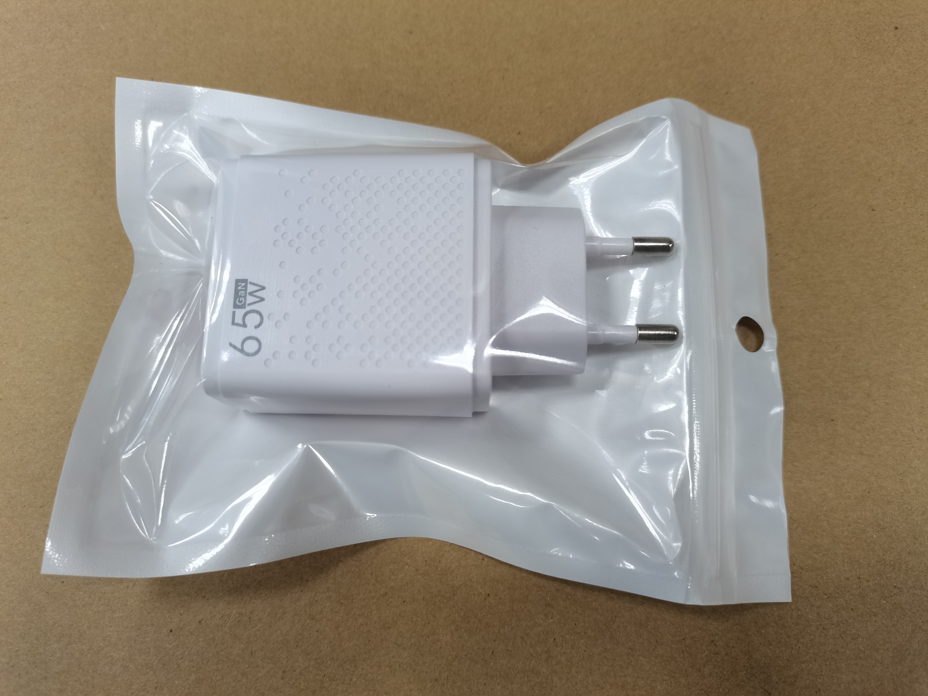 Bianco con sacchetto del opp