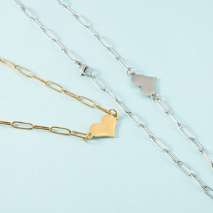 Collana con Ciondolo a Cuore Romantico, Catena in Acciaio Inossidabile Impermeabile, Gioielli alla Moda per Donne e Ragazze, Regalo per Fidanzamento, Matrimonio e Feste - Product Image 5