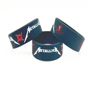 Pulsera de Silicona con el Logotipo de <span class=keywords><strong>BMTH</strong></span>, Música Británica Popular 2024, Grabado en Relieve, Relleno de Color, Impermeable, Pulsera Promocional para Bring Me - Product Image 5