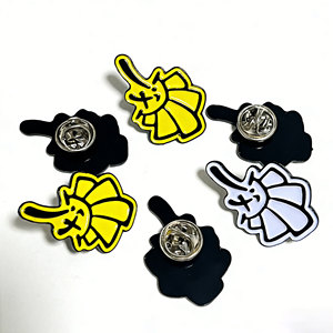 Pin <span class=keywords><strong>de</strong></span> Solapa Veterinario Personalizado en Metal Negro o Dorado, un Souvenir <span class=keywords><strong>de</strong></span> <span class=keywords><strong>Venta</strong></span> Caliente Hecho <span class=keywords><strong>de</strong></span> Aleación <span class=keywords><strong>de</strong></span> Zinc - Product Image 4