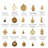 Symboles Zodiaques, Célestes et Spirituels | Breloques en Acier Inoxydable Or PVD 18K | Pendentifs Étoile, Lune, Soleil, Main de Fatma et Œil Protecteur pour Créations DIY