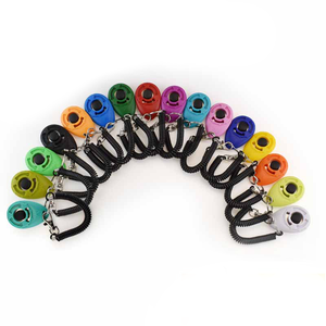 Venta al por mayor personalizado multicolor entrenamiento de perros <span class=keywords><strong>Clicker</strong></span> Durable ligero EVA fácil de usar Pet <span class=keywords><strong>Clicker</strong></span> - Product Image 1