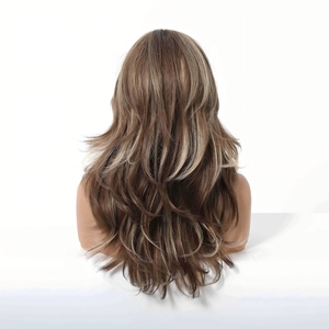 วิกผมผู้หญิง<span class=keywords><strong>แบบ</strong></span>เต็มศีรษะ ผลิตด้วยเครื่องจักร ไฮไลท์<span class=keywords><strong>แบบ</strong></span>ไล่ระดับสีทอง แฟชั่น<span class=keywords><strong>ผม</strong></span>ยาวหยิกสไตล์ยุโรปอเมริกัน - Product Image 4