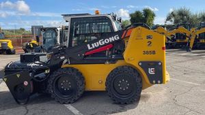 LIUGONG 385B <b>Small</b> Skid Steer Loader with Best Price for Sale a Hot Selling Machine - Product Image 4