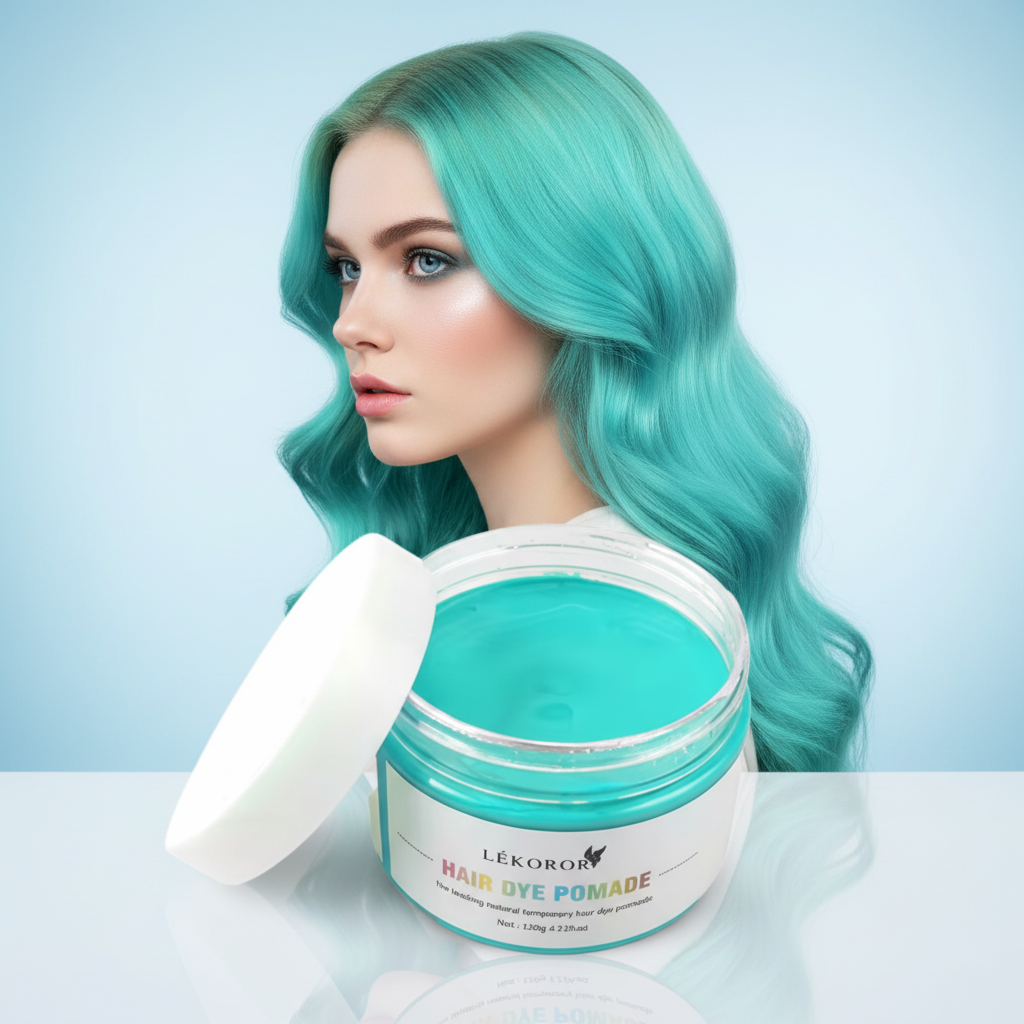 สีเขียวอมฟ้า