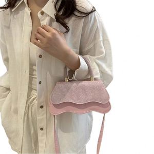 Bolso de Mano Cruzado de Moda Verano 2025, Estilo de Diseñadores, Bolso Cuadrado Pequeño Informal, Bolso de Hombro Simple de Tendencia para Mujer - Product Image 2
