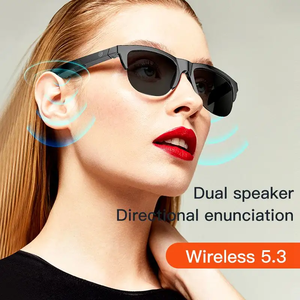 Occhiali da Sole Intelligenti con Traduzione AI, Auricolari Wireless Integrati, Occhiali Sportivi da Esterno con Chiamate a Mani Libere, Cuffie Smart Indossabili - Product Image 4