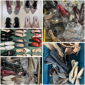 Chaussures d'occasion pour Bale femmes pantoufles d'occasion à la mode femmes sandales plates fabricant fournisseur Chine balles - Product Image 3