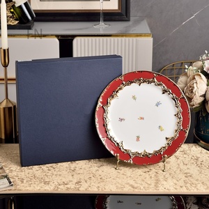 38/2000 European style luxury golden ceramic plate for home use and gift giving - Product Image 2